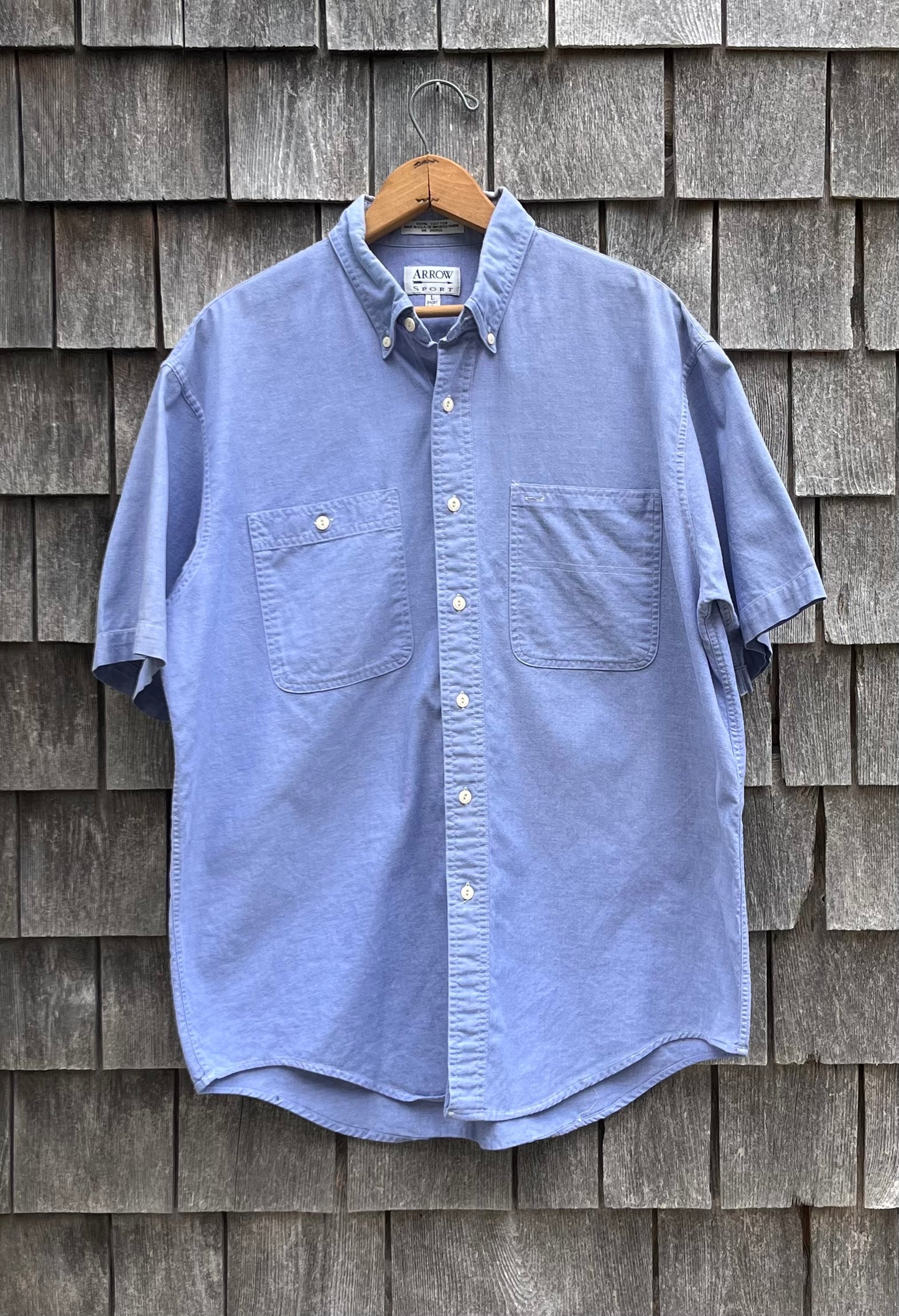 90s Arrow Sport Short Sleeve Cotton Chambray Button Down Shirt (L)