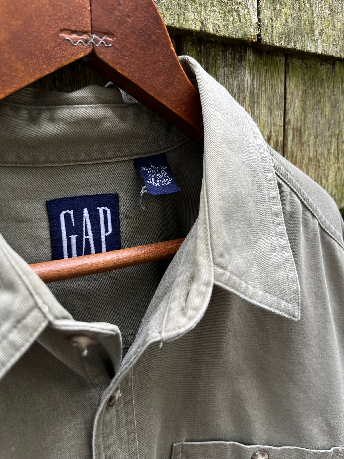 90s GAP Heavyweight Cotton Twill Button Up Shirt (XL)