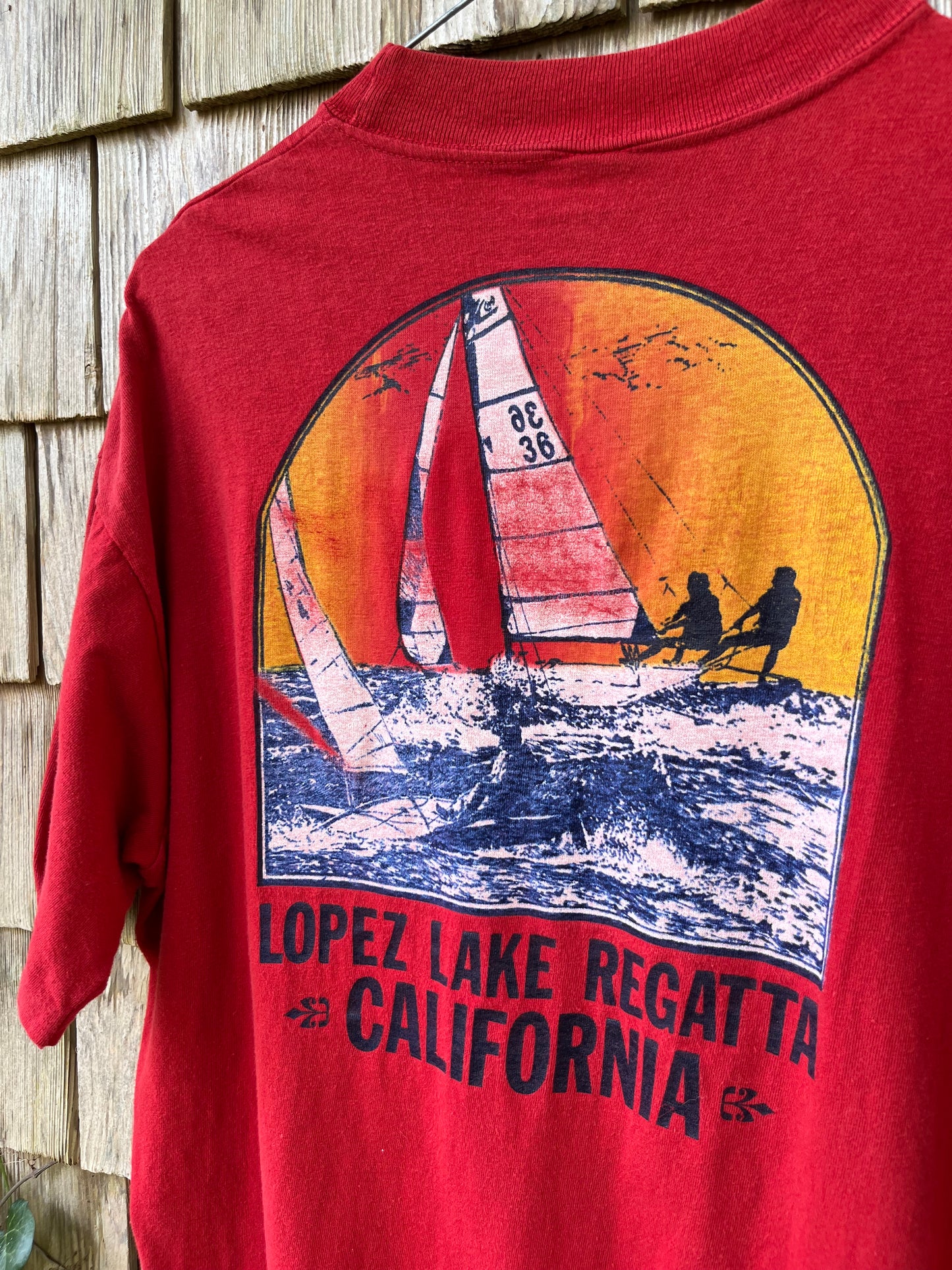 70s Lopez Lake Hobie Regatta Arroyo Grande California Pocket T-Shirt (L)