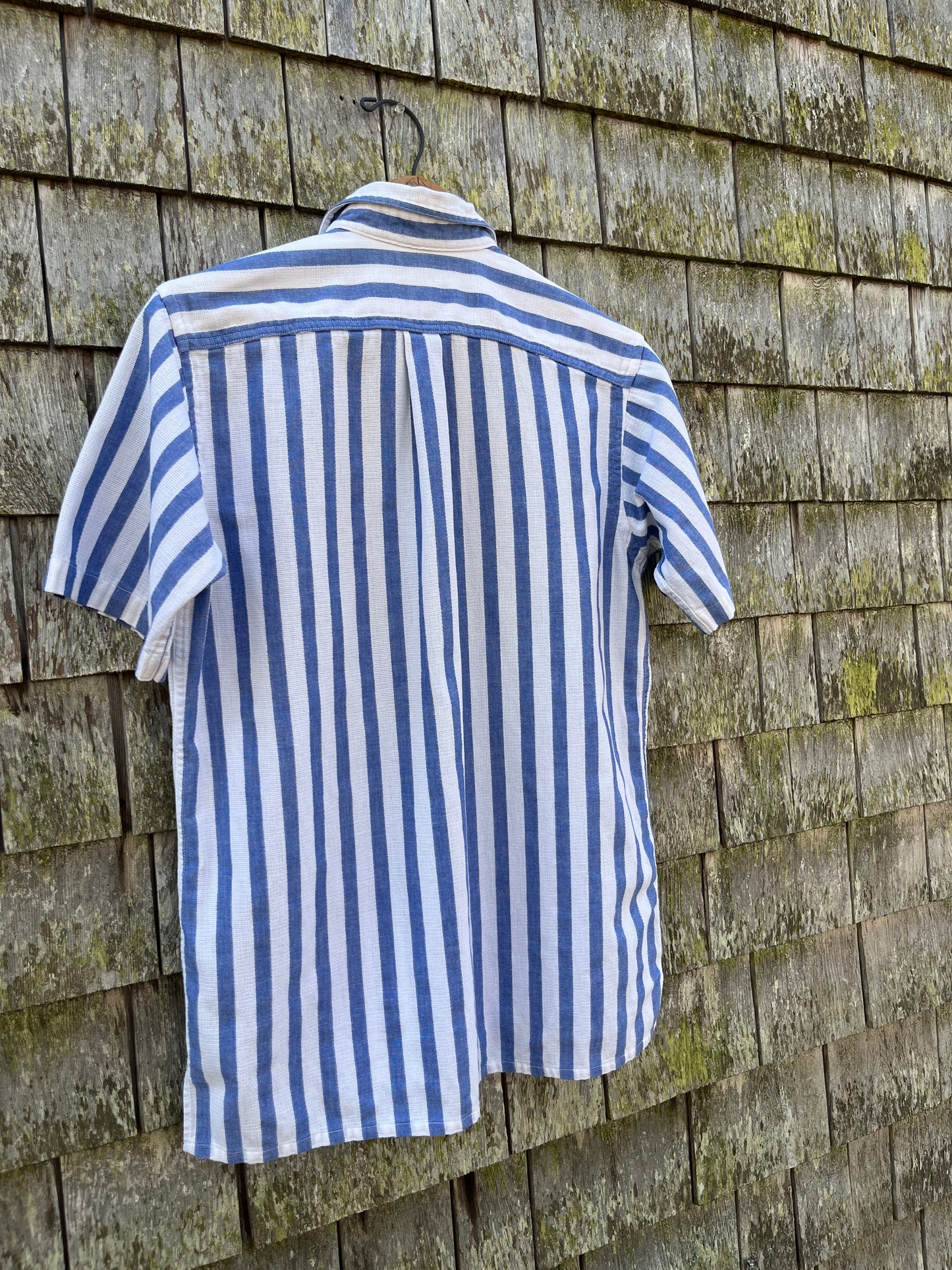 90s L.L. Bean Short Sleeve ‘Cool Weave’ Open Weave Cotton Button Front Shirt (M)