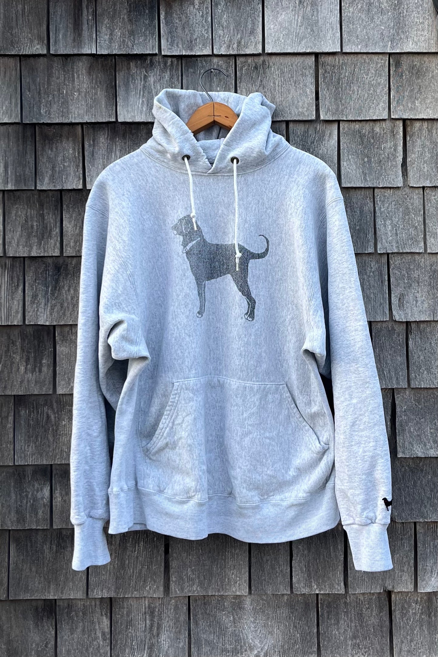 90s The Black Dog Martha’s Vineyard Hoodie (XL)