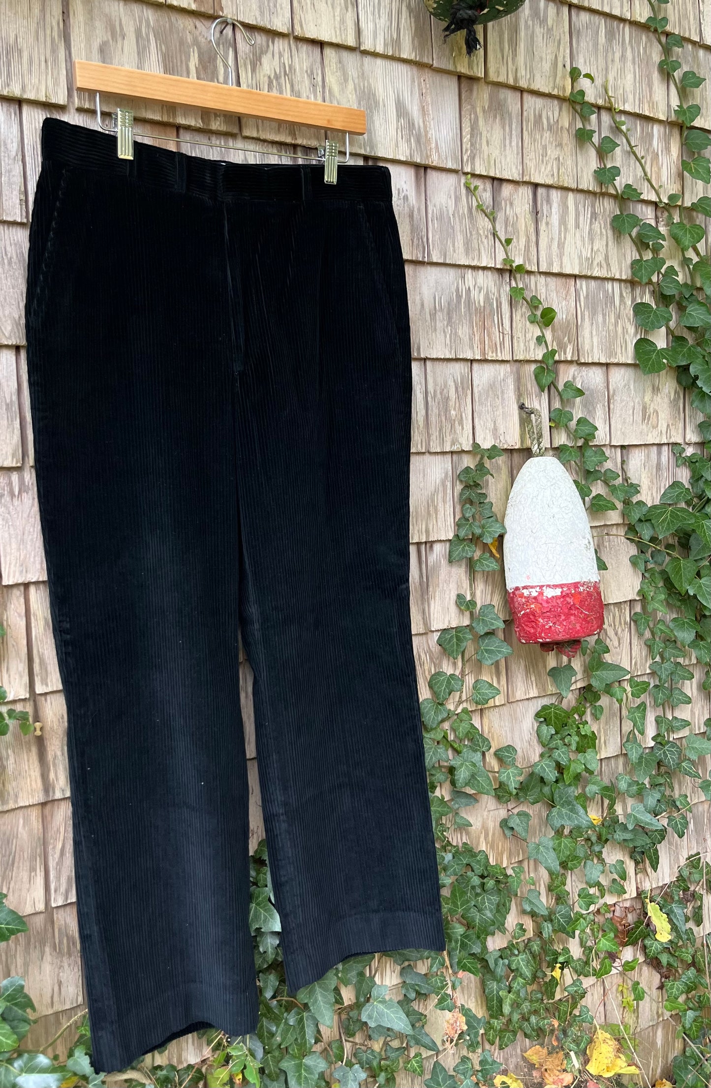 90s Corbin Wide Wale Corduroy Flat Front Trousers (32/29)