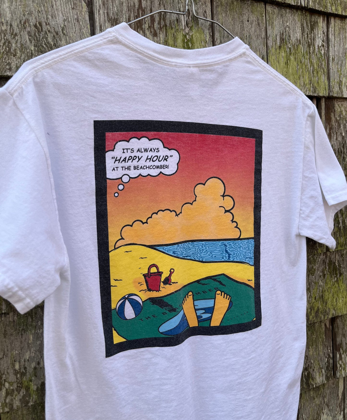 00s The Beachcomber Cahoon Hollow Beach Wellfleet Pocket T-Shirt (S)