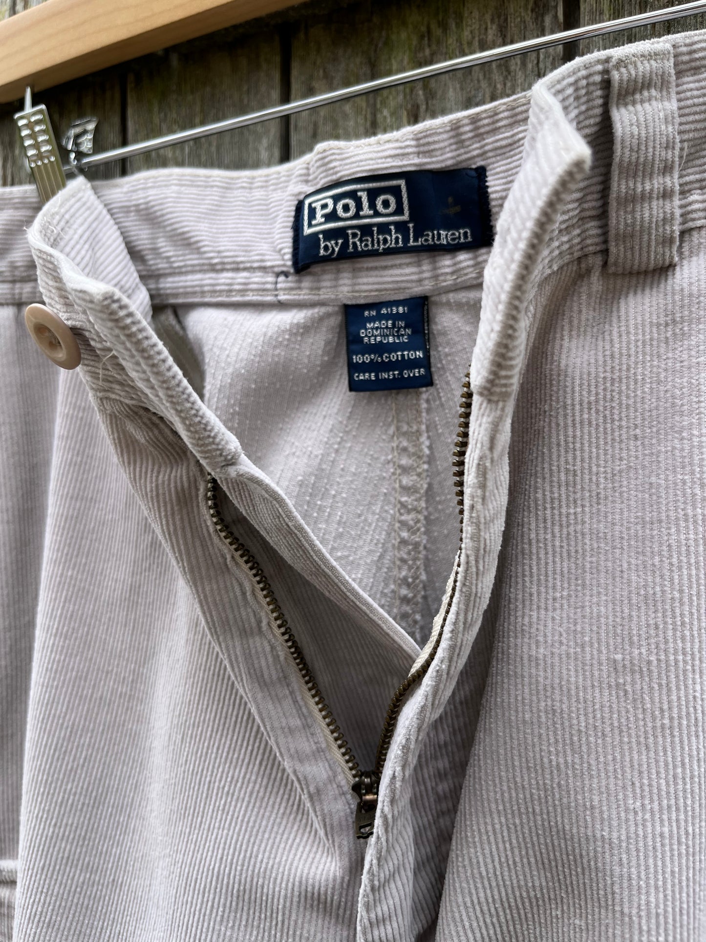 90s Polo Ralph Lauren Pin Wale Corduroy Cargo Shorts (36/6”)