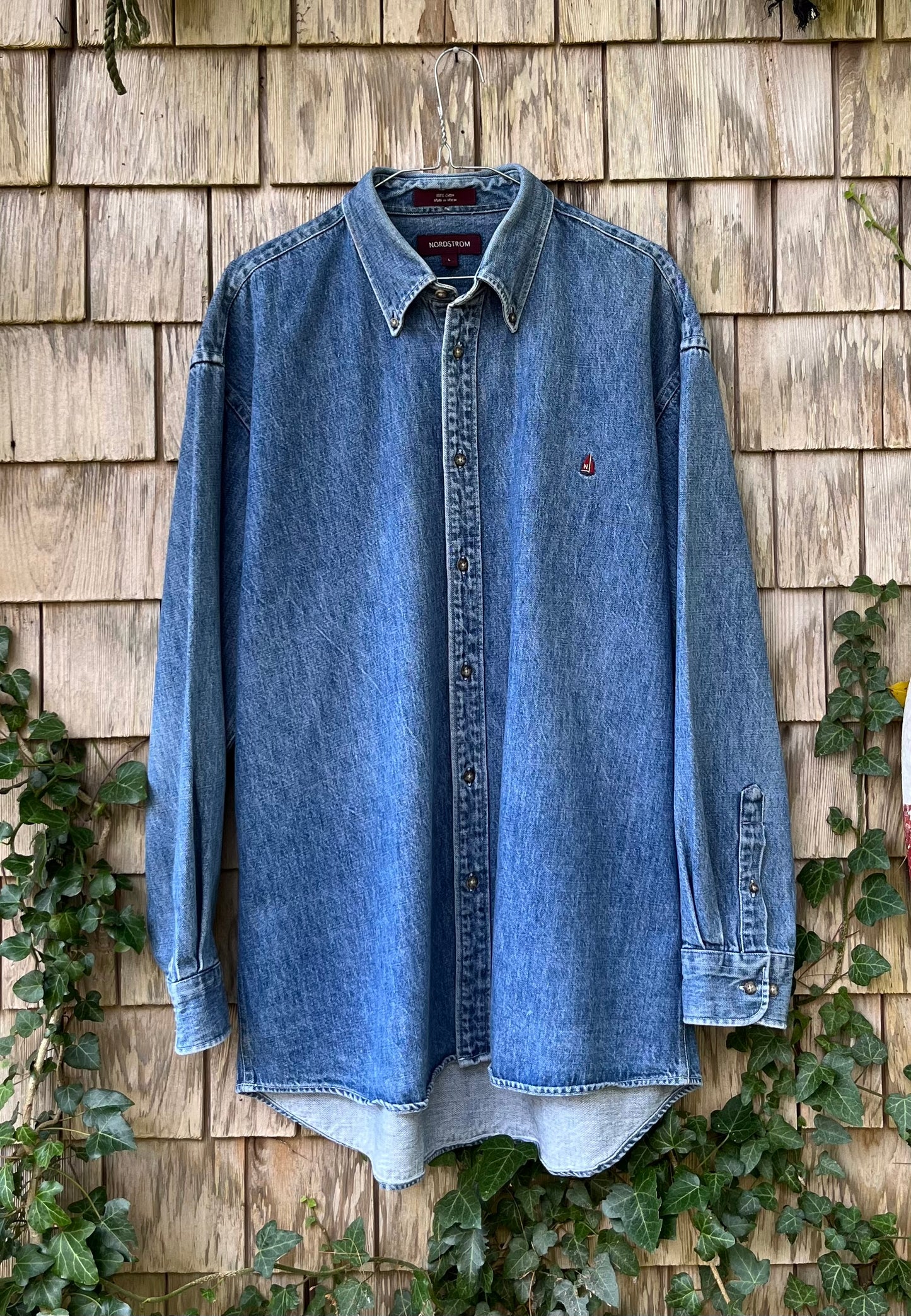 90s Nordstrom Heavyweight Cotton Denim Button Down Shirt (XL)