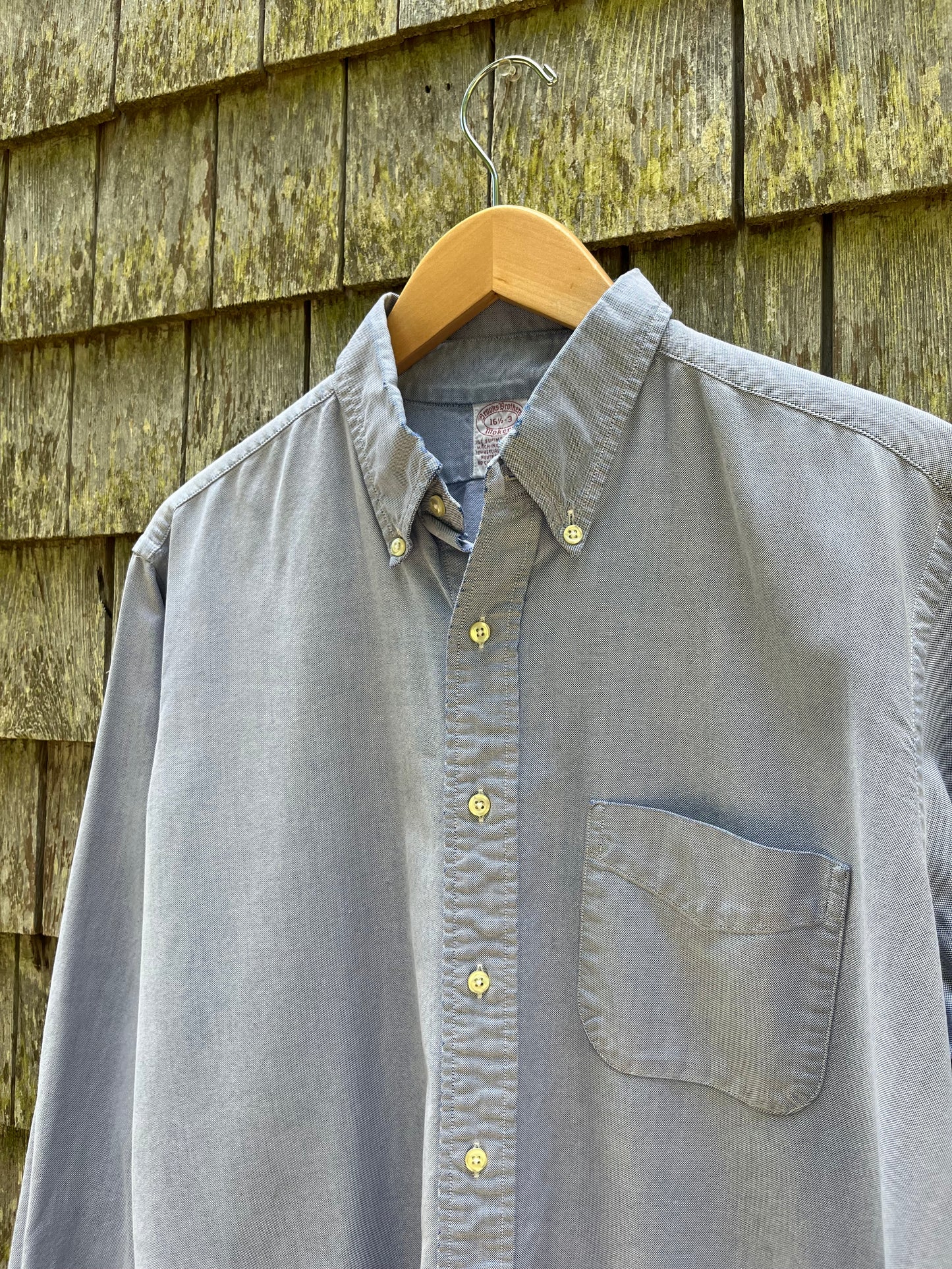 90s Brooks Brothers Cotton Oxford Cloth Button Down Shirt (L)