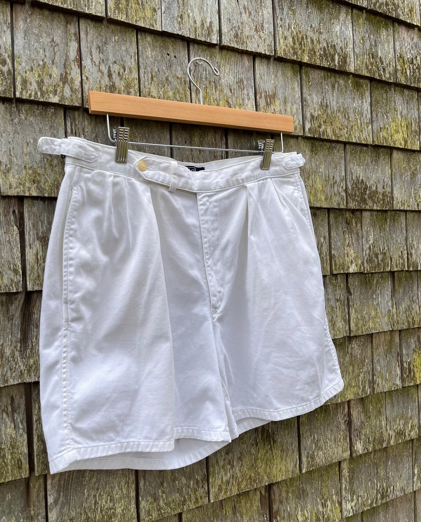 90s Polo Ralph Lauren Pleated Cotton Twill Buckle Adjust Shorts (32/6”)