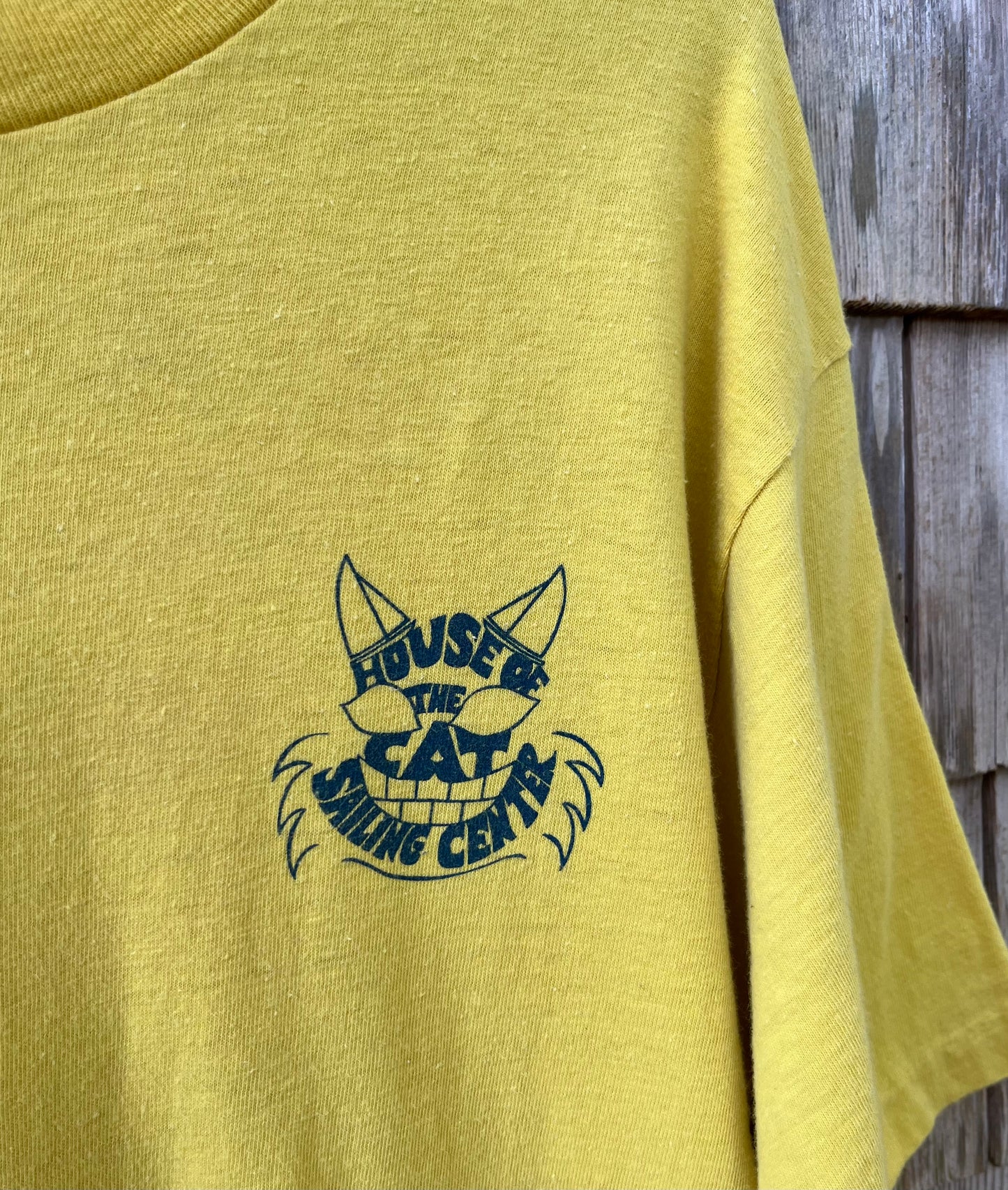 70s House of the Cat Sailing Center Mile High Hobie Regatta Huntington Lake California T-Shirt (M/L)