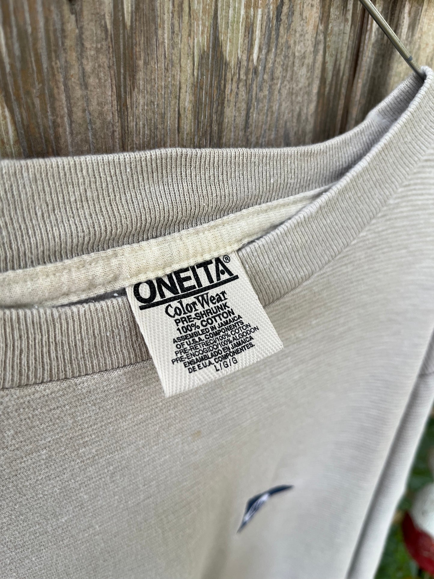 90s Yacht Club Burgee Flag Texture Stripe T-Shirt (L)