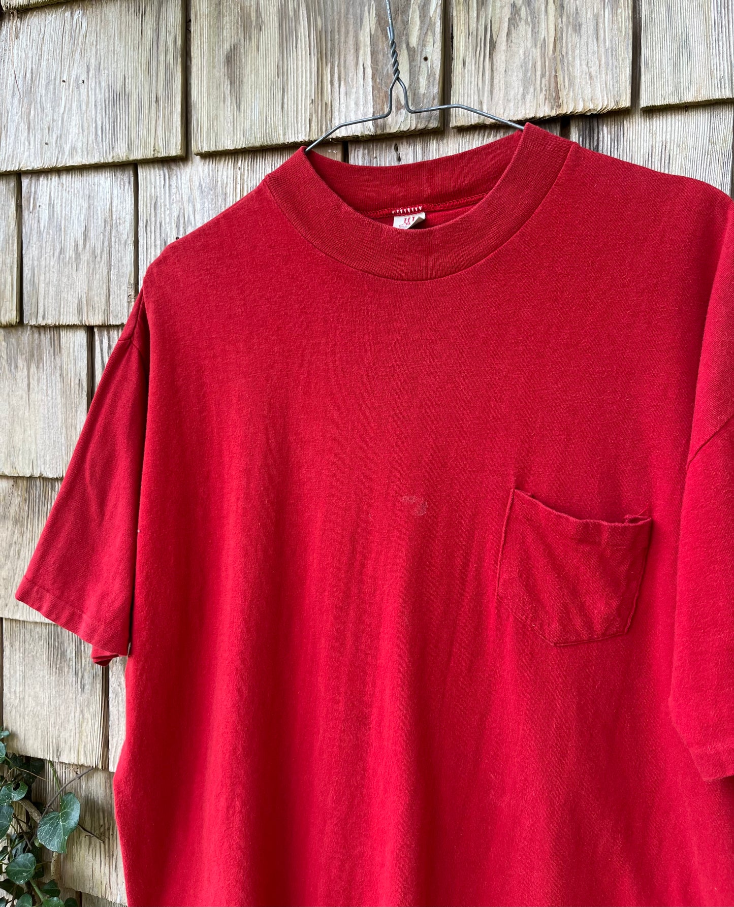 70s Lopez Lake Hobie Regatta Arroyo Grande California Pocket T-Shirt (L)