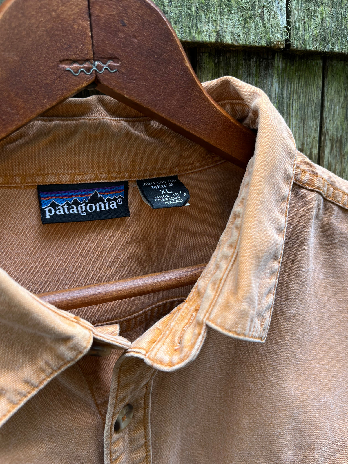 90s Patagonia Cotton Canvas Button Up Shirt (XL)