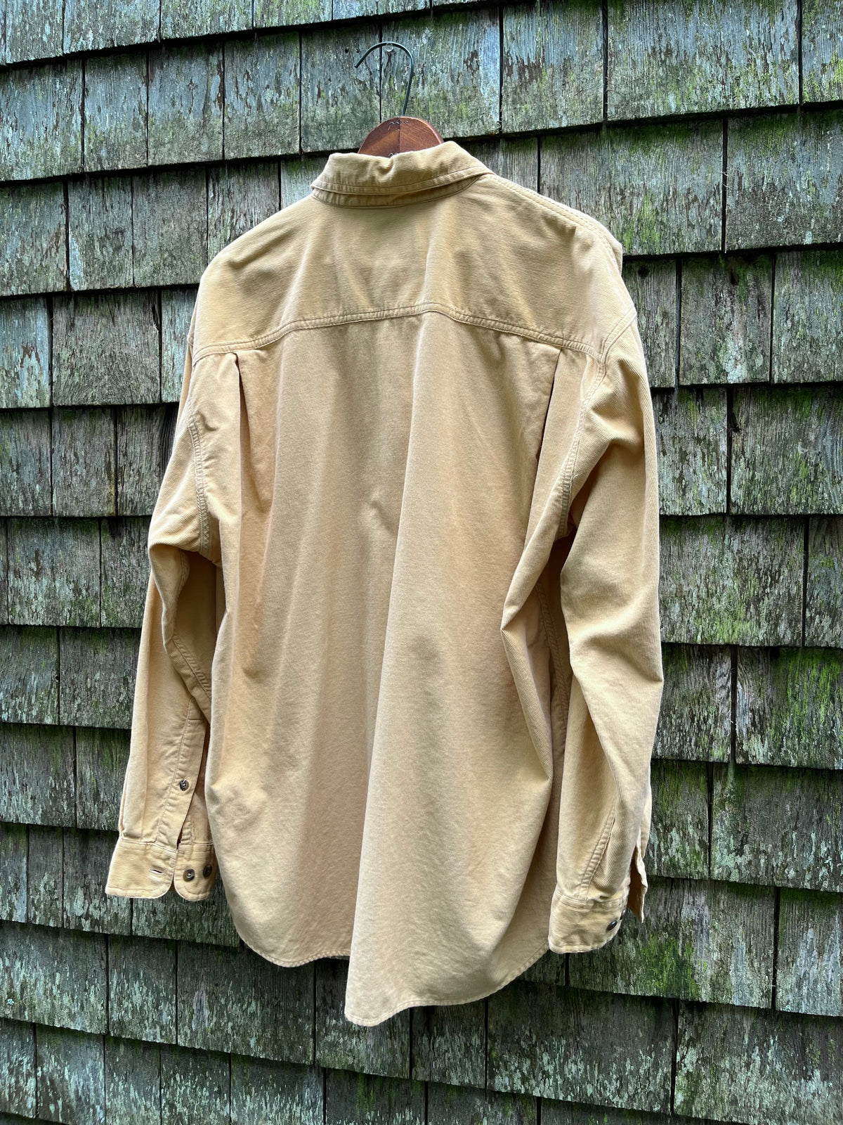90s Eastern Mountain Sports Narrow Wale Corduroy Button Up Shirt (L/XL)
