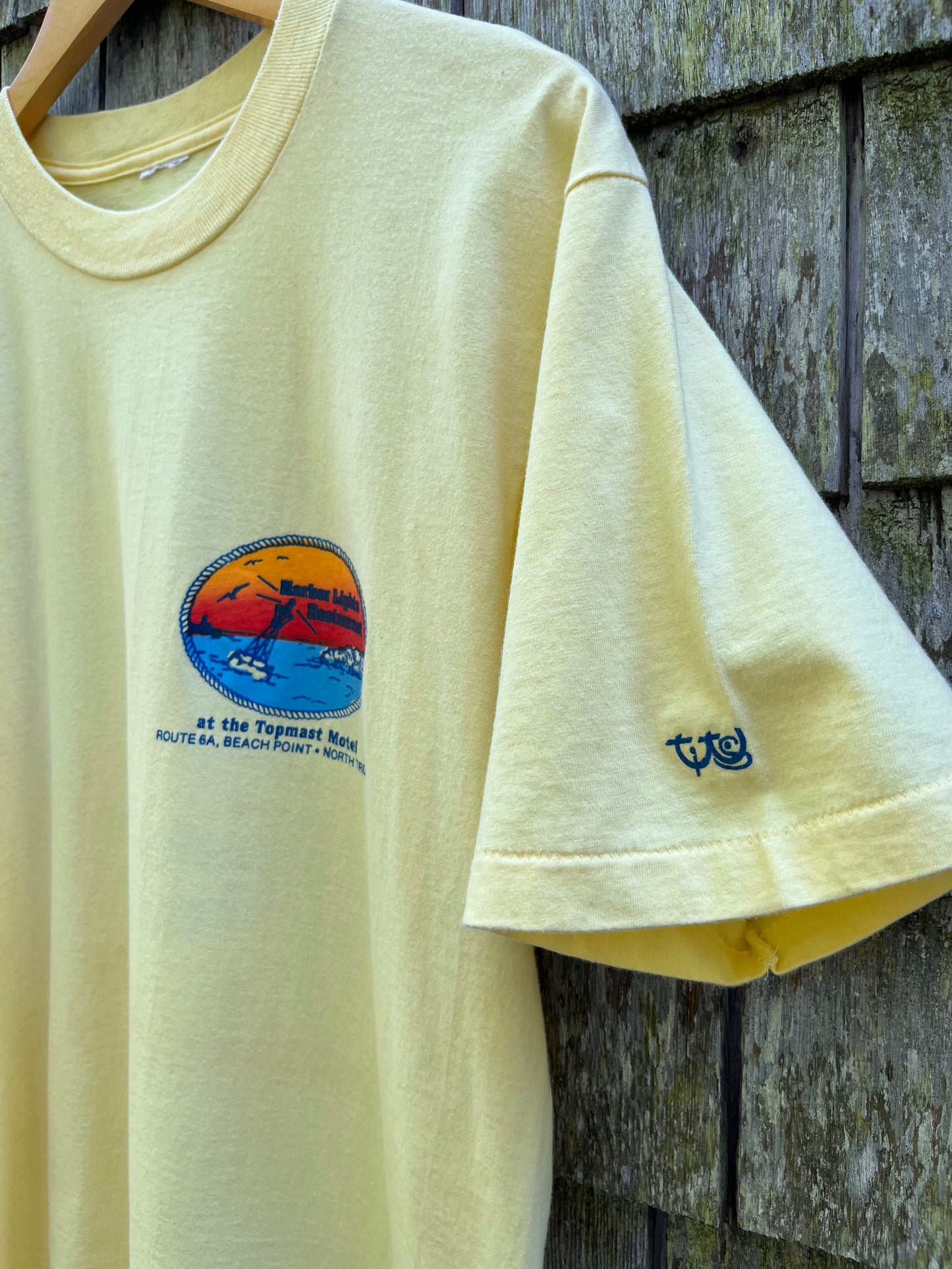 90s Harborlights Restaurant Topmast Hotel Truro T-Shirt (M)
