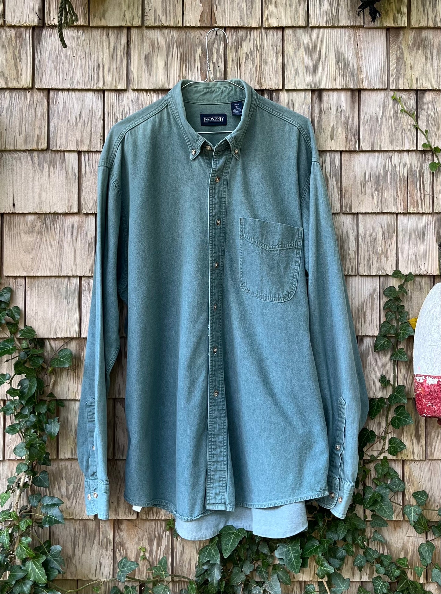 90s Lands’ End Garment Dye Cotton Twill Button Down Shirt (XL)
