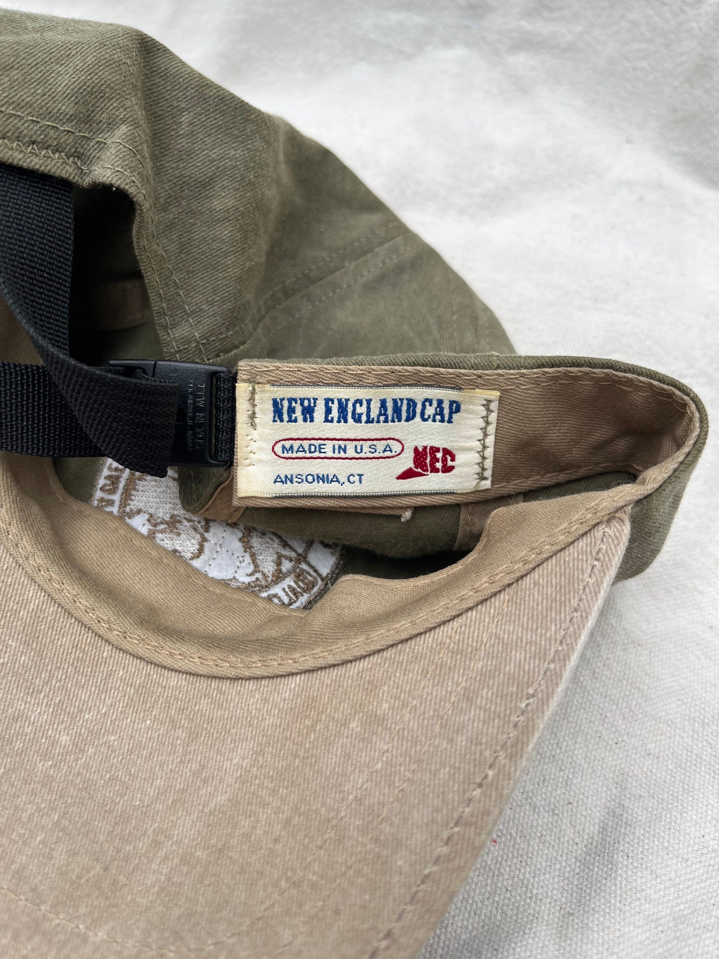 90s Overhaul & Repairs Boatyard New England Caps Strapback Hat (OSFA)