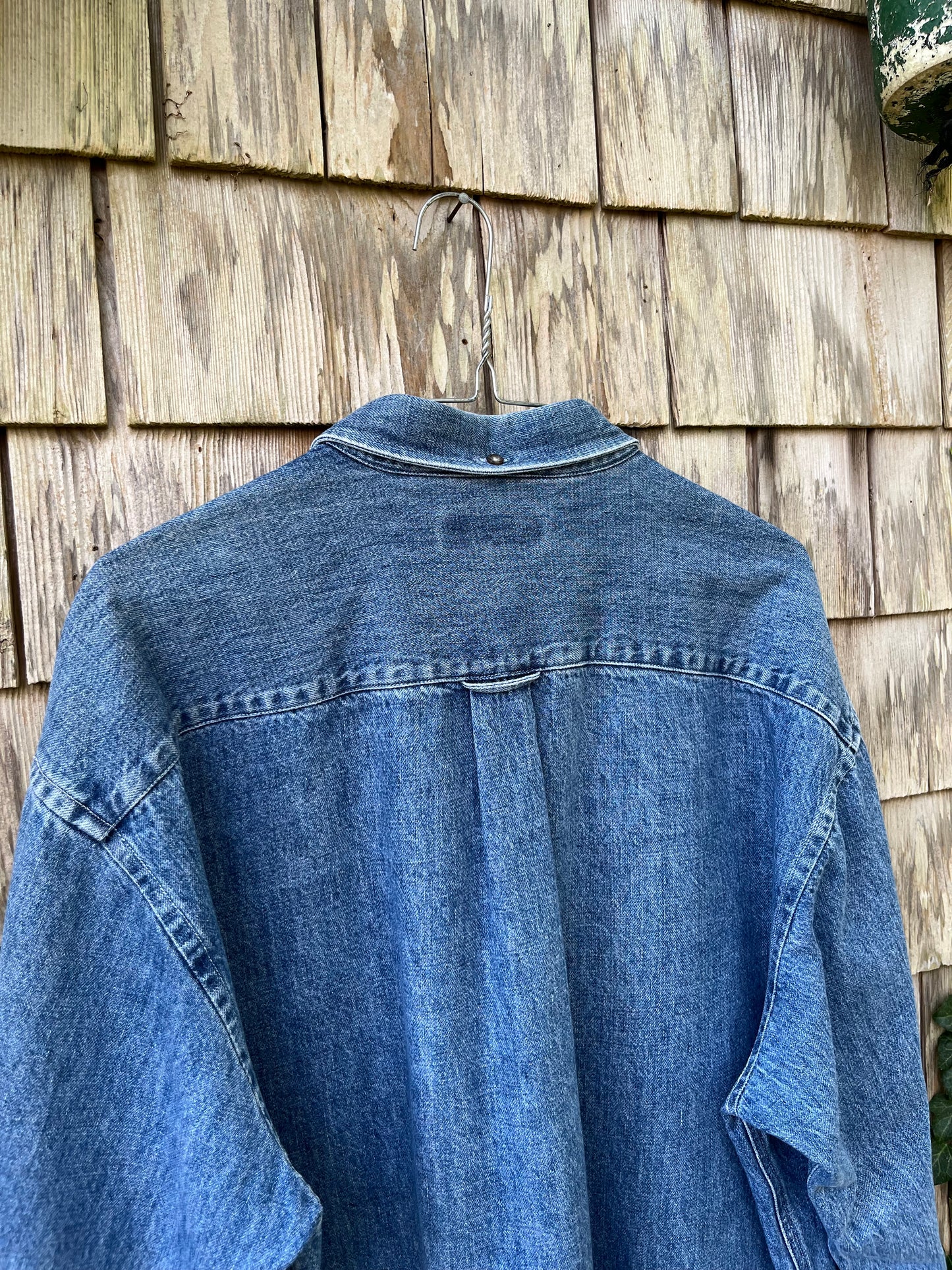 90s Nordstrom Heavyweight Cotton Denim Button Down Shirt (XL)