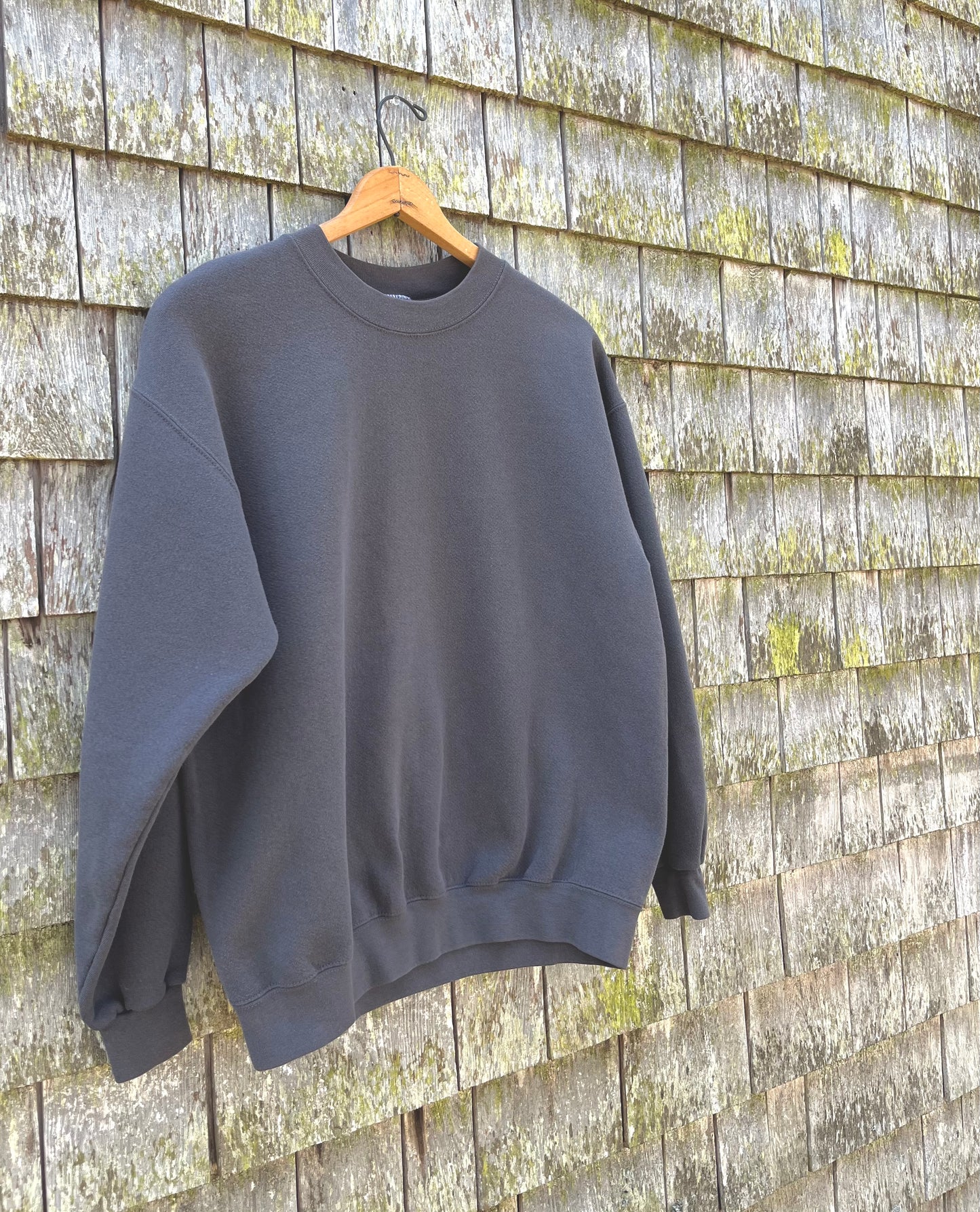 90s J.Crew Embroidered Crewneck Cotton Sweatshirt (L)