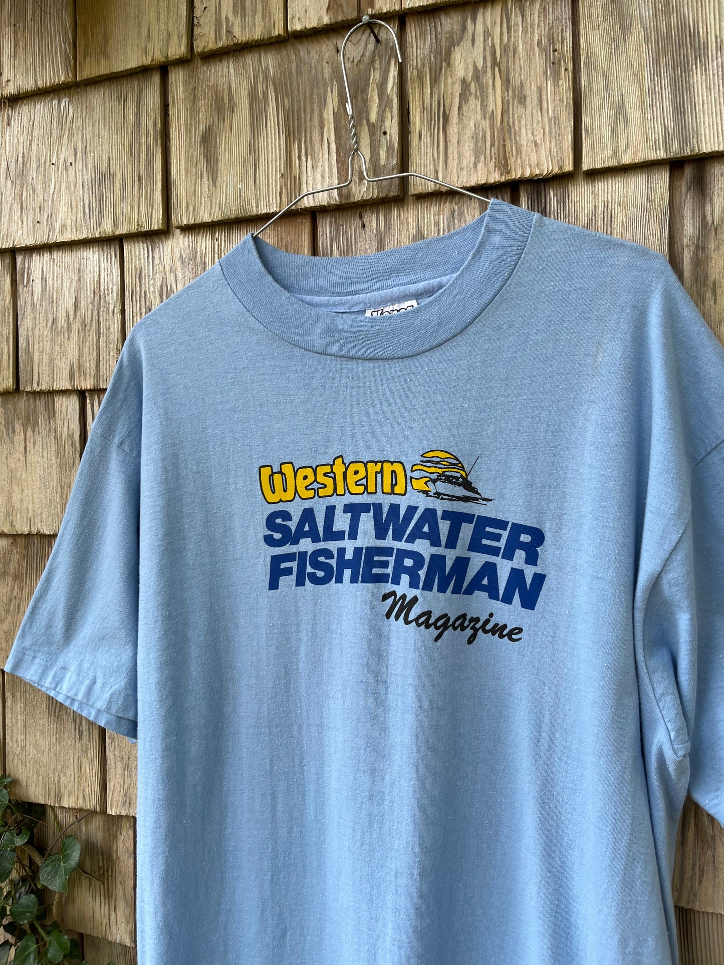 80s Western Saltwater Fisherman Magazine ‘...Surrounded by Turkeys’ T-Shirt (L)