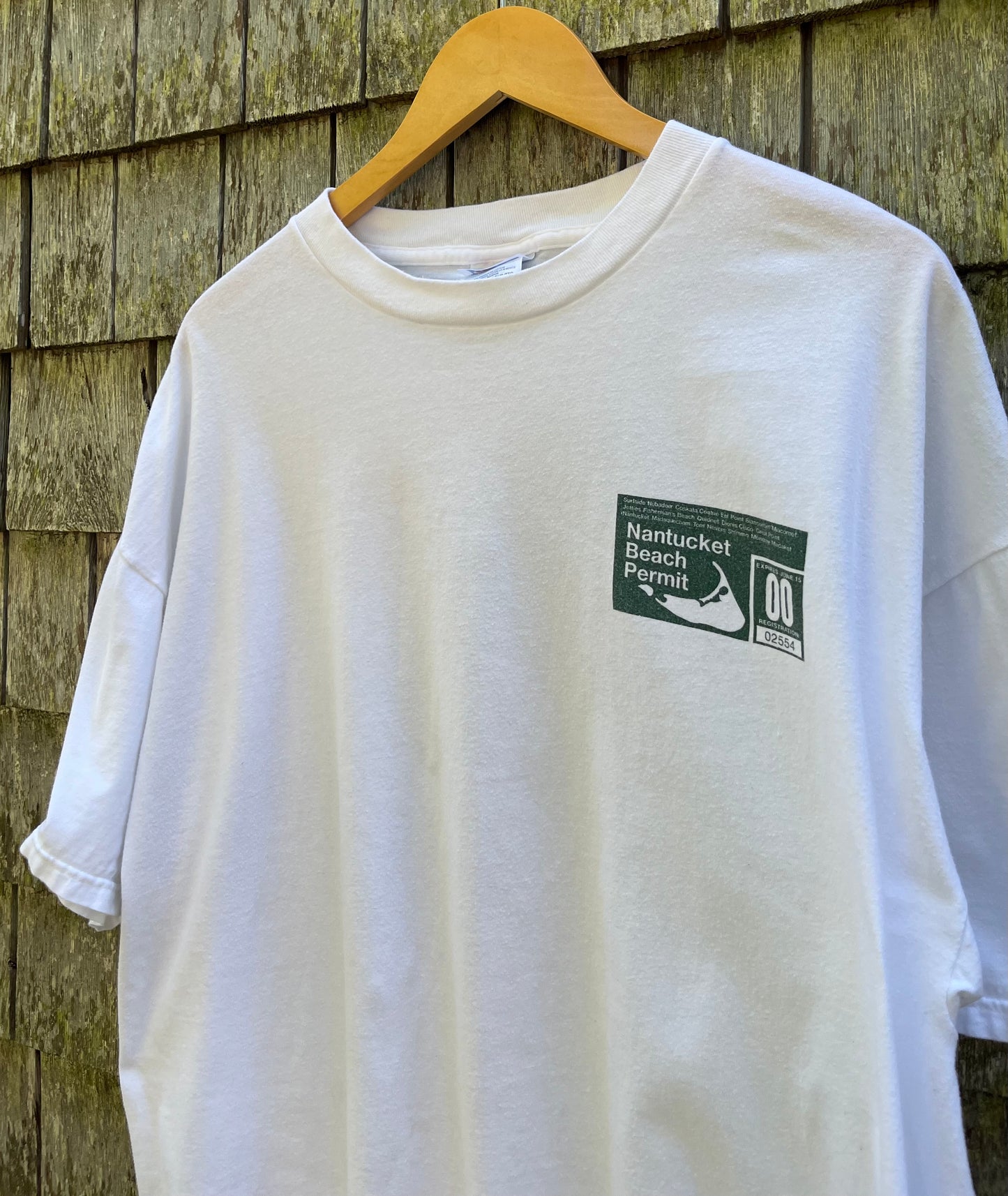 00s Nantucket Beach Permit T-Shirt (XL/XXL)
