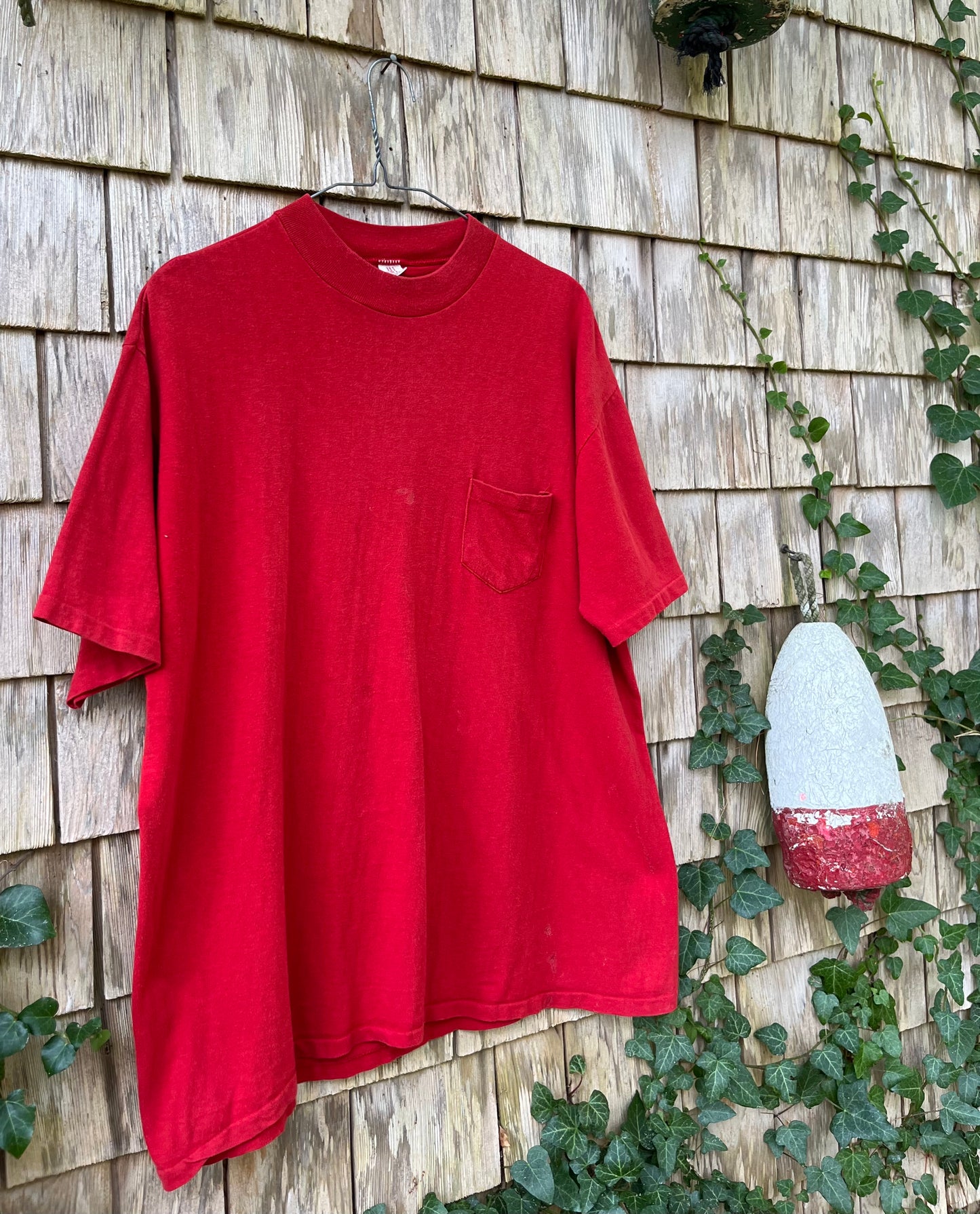 70s Lopez Lake Hobie Regatta Arroyo Grande California Pocket T-Shirt (L)