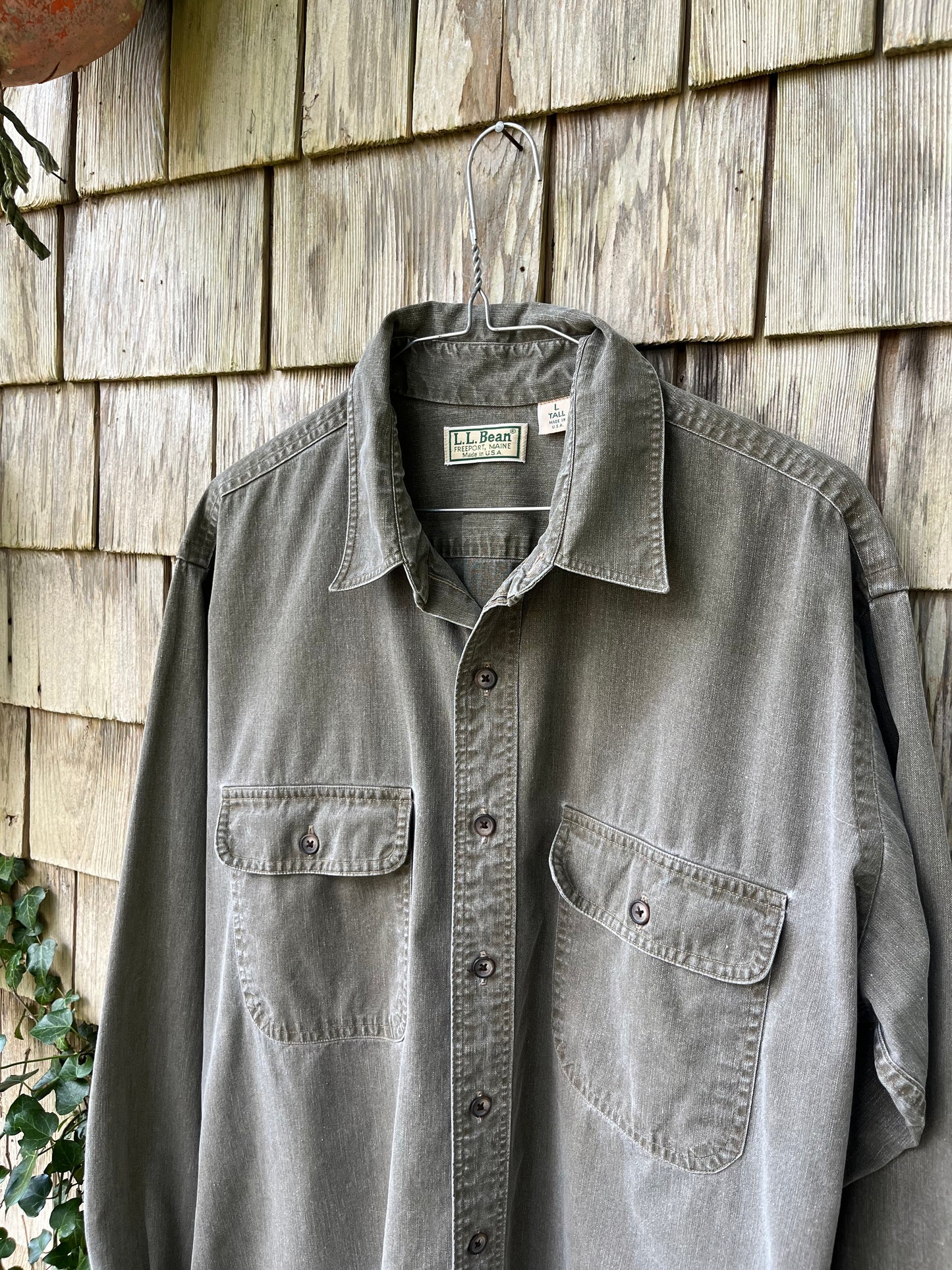 90s L.L. Bean Garment Dye Cotton Twill Button Front Shirt (L/XL)
