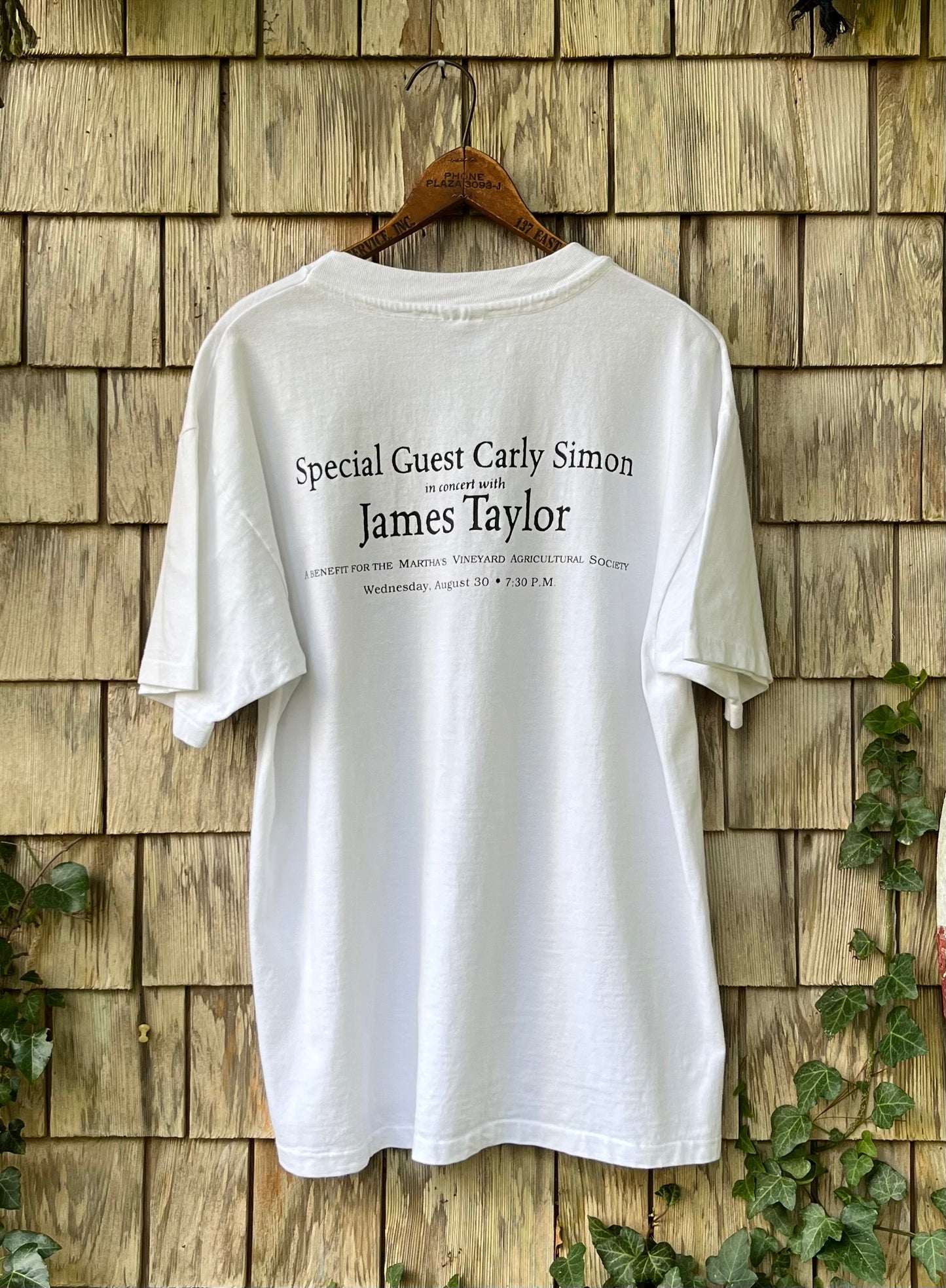 90s Martha’s Vineyard Agricultural Society Farmstock Benefit Concert James Taylor & Carly Simon T-Shirt (L)