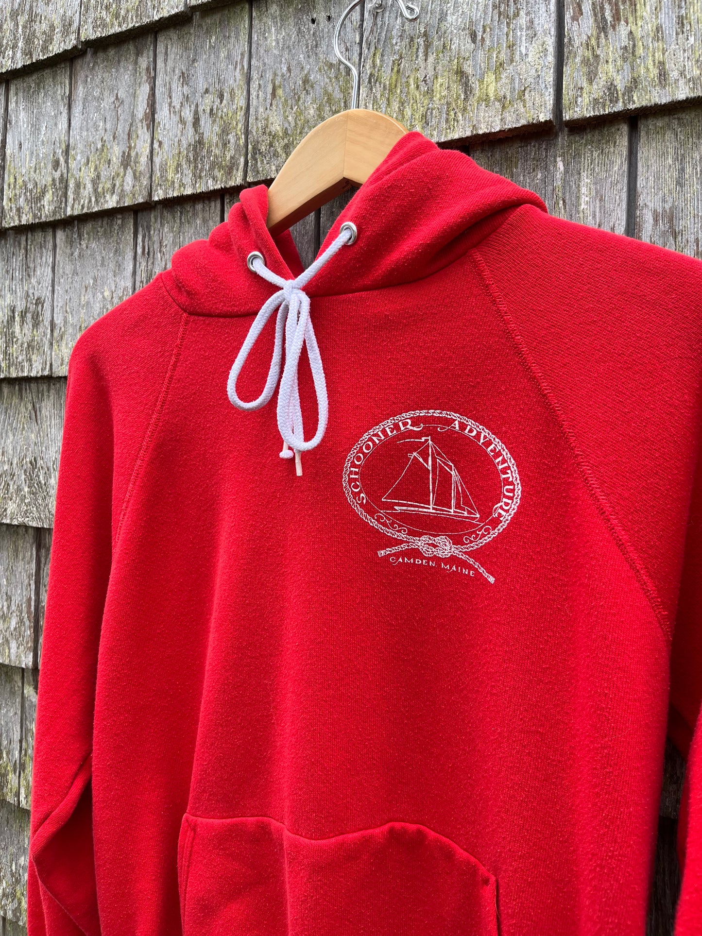 80s Camden Maine Schooner Adventure Raglan Sleeve Hooded Sweatshirt (M)