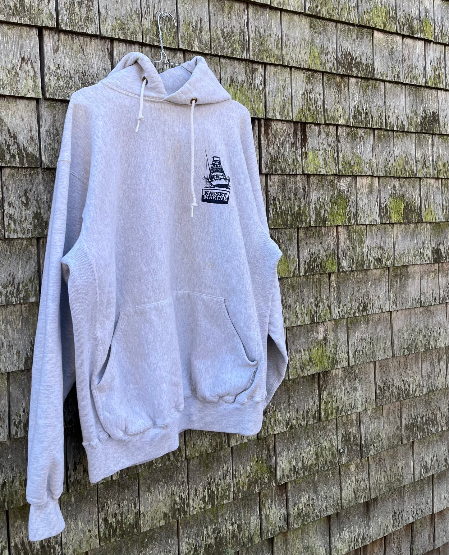 00s Nauset Marine Boatbuilders Hooded Sweatshirt (XL)