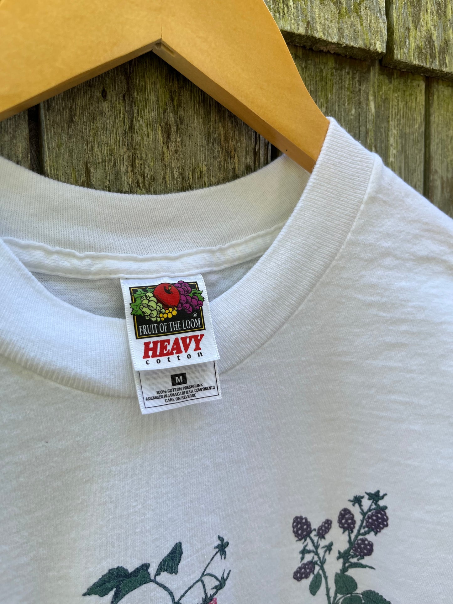 90s Wild Berries of Cape Cod T-Shirt (S/M)