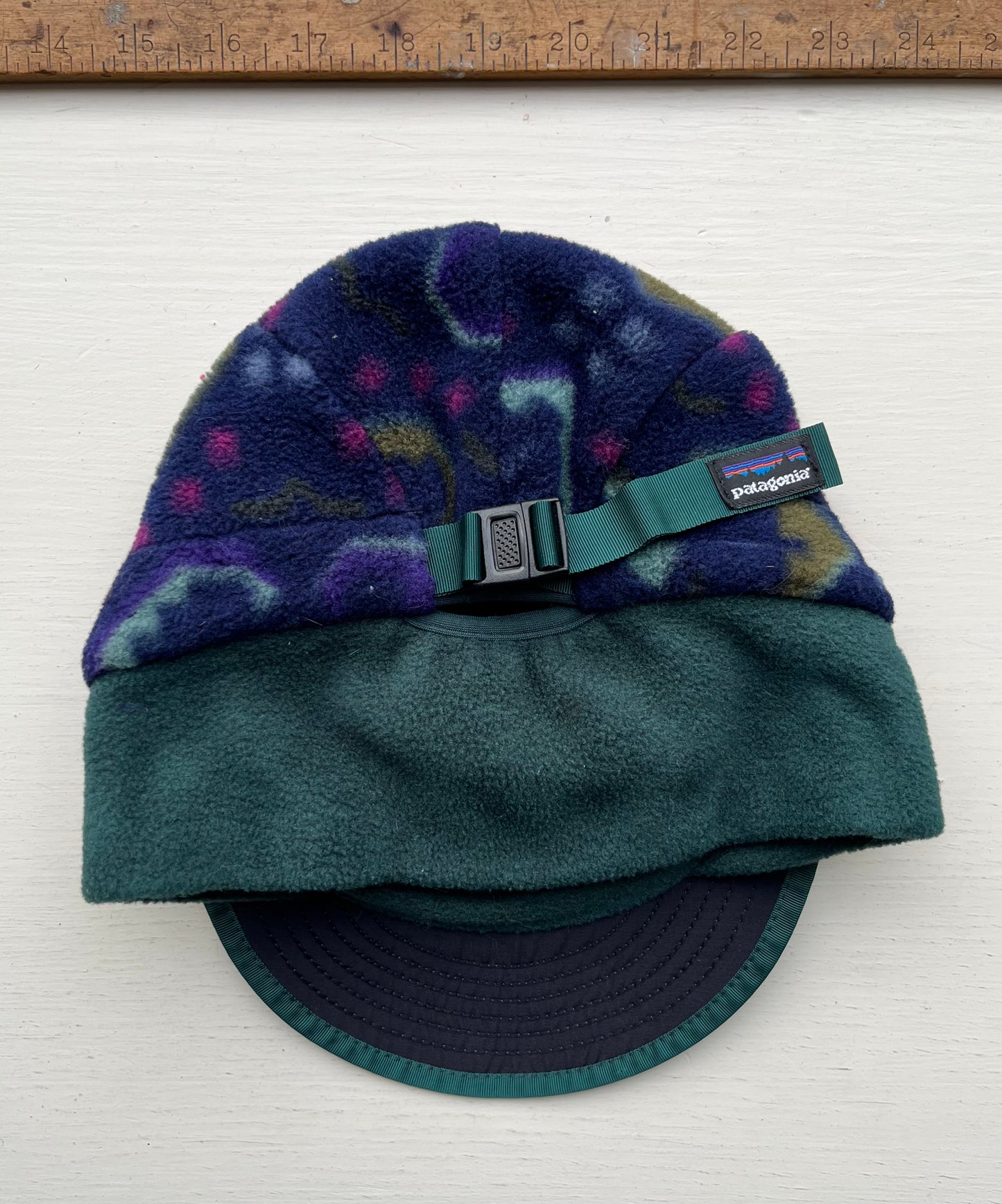 90s Patagonia Duckbill Soft Brim Fleece Cap (Large)