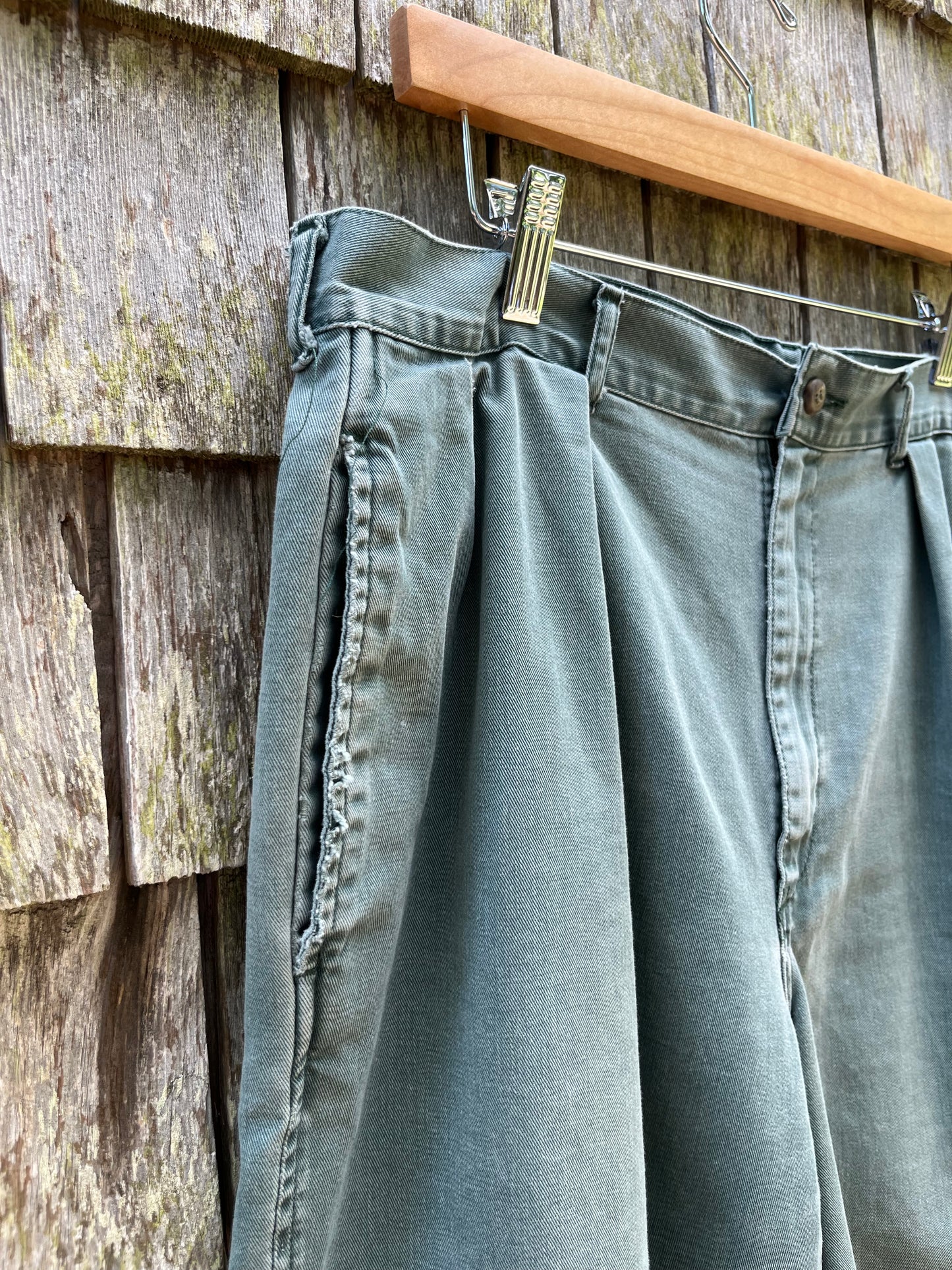 90s Polo Ralph Lauren Pleated Front Cotton Twill Shorts (34”)