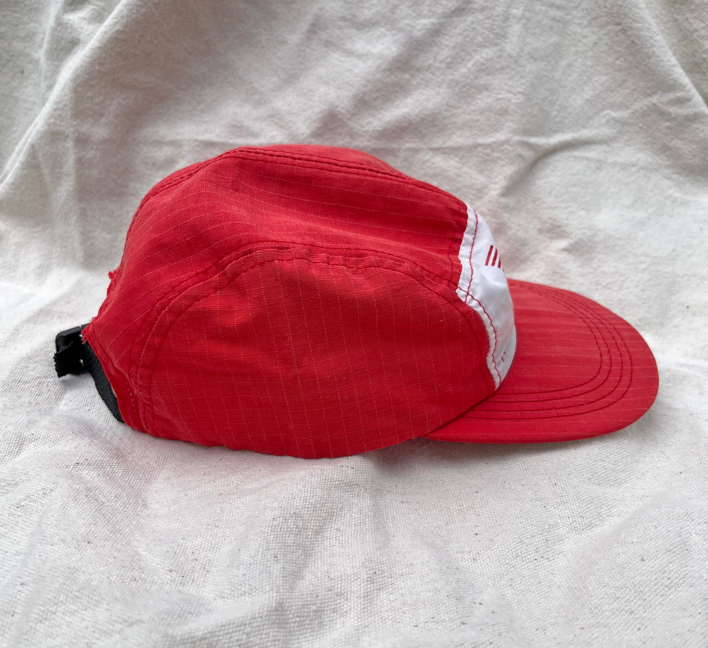90s Helly Hansen Sailing Ripstop Nylon Strapback Cap (OSFA)
