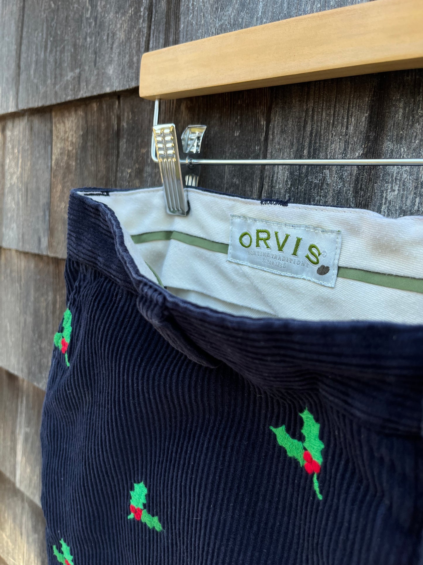 90s Orvis Christmas Holly Corduroy Pants (38/29)