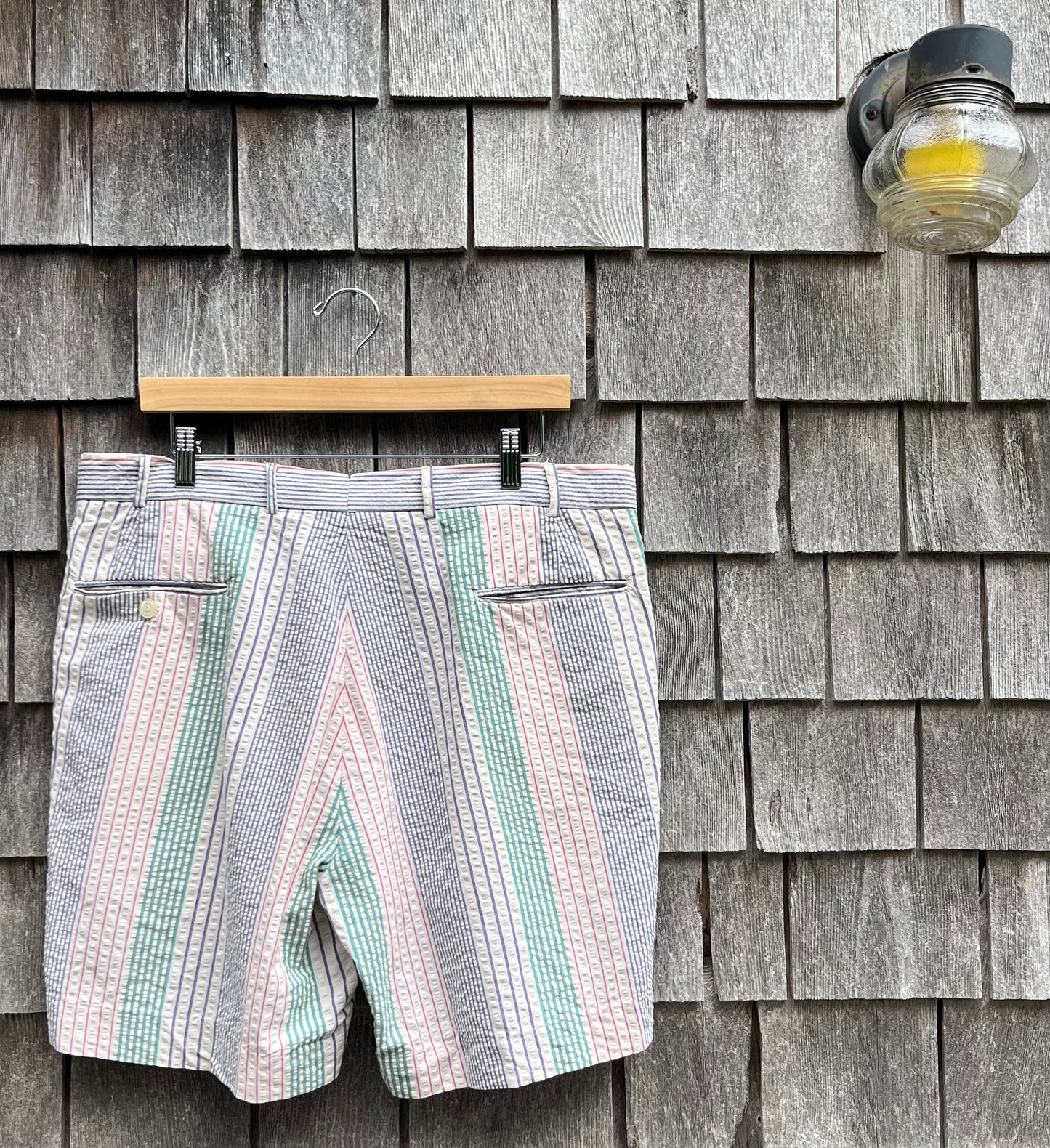 ~80s Brooks Brothers Seersucker Stripe Pleated Front Shorts (34/8”)