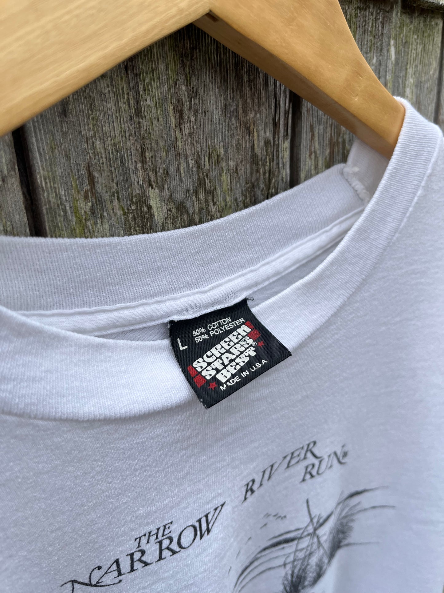 90s Narrow River Run Rhode Island T-Shirt (M)
