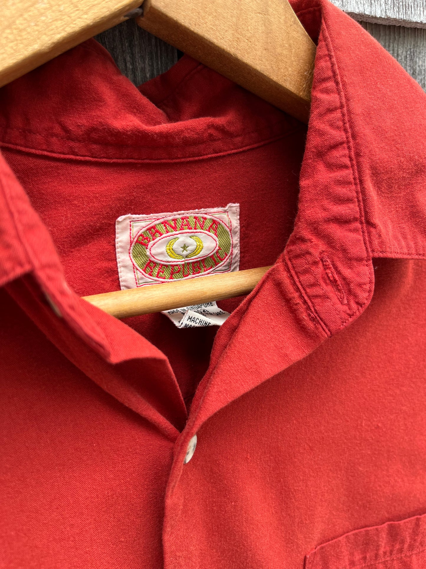 80s Banana Republic Short Sleeve Button Up Shirt (S)