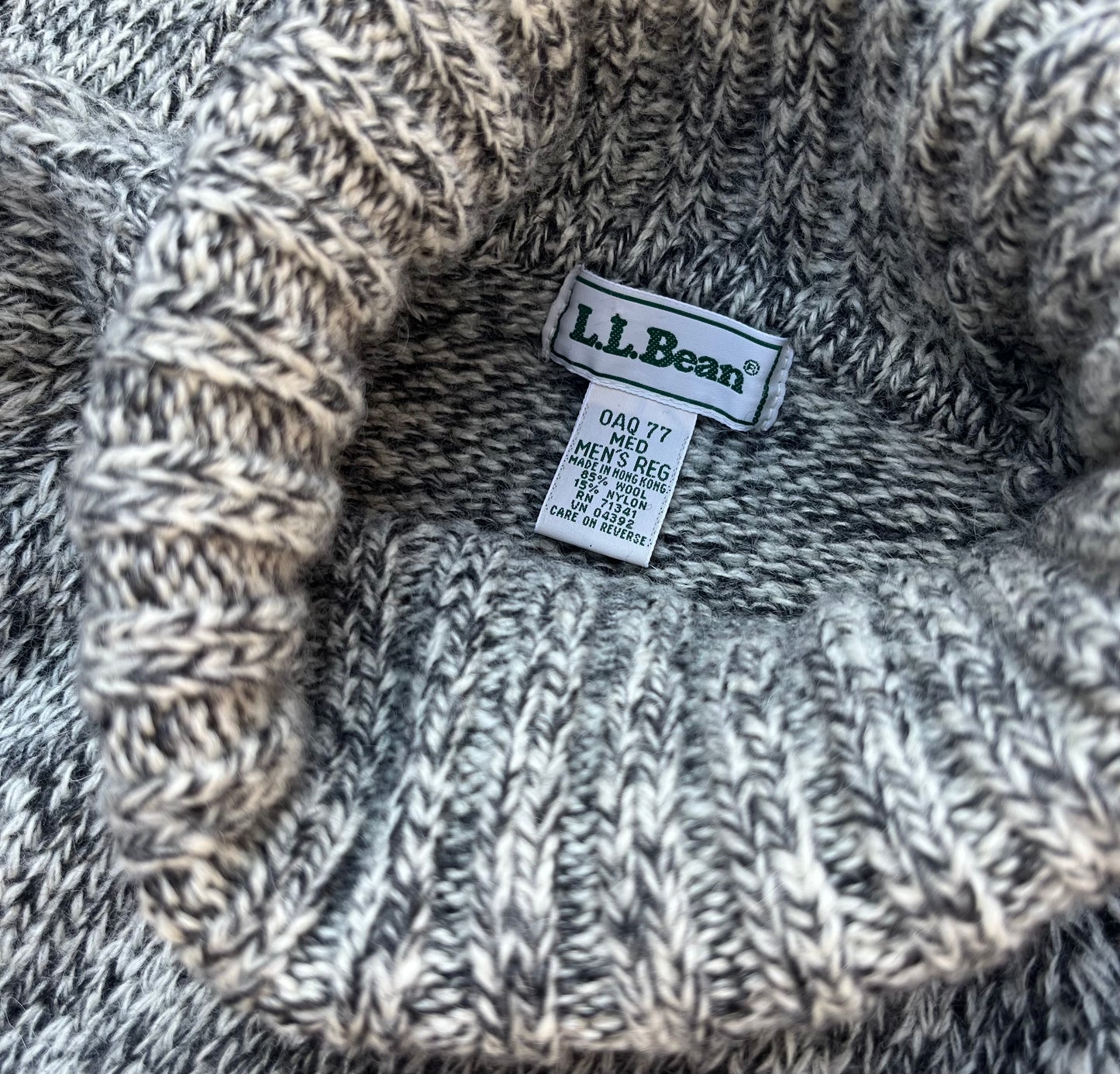 90s L.L. Bean Wool Blend Turtleneck Sweater (L)