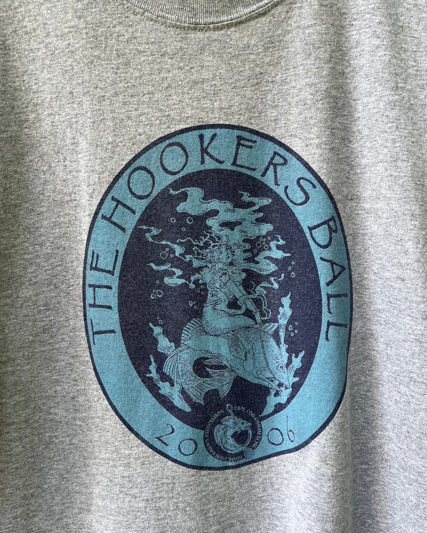 00s Hookers Ball Cape Cod Commercial Line Fishermen Benefit T-Shirt (L)