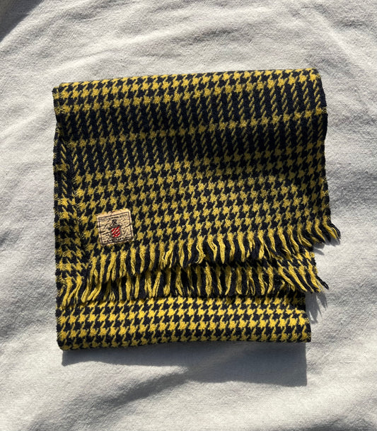 50s Handcraft Inc. Houndstooth Knit Wool Scarf