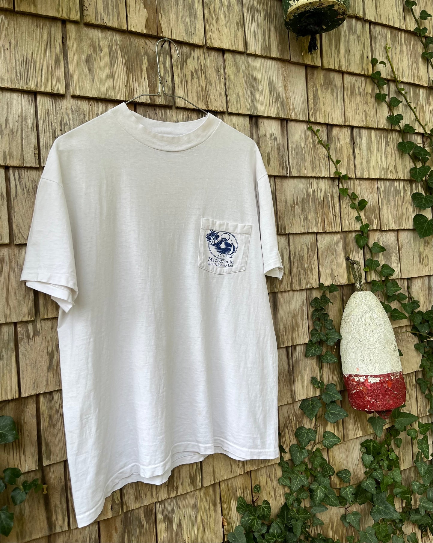 90s Micronesia Sport Fishing Ltd. Pocket T-Shirt (M)