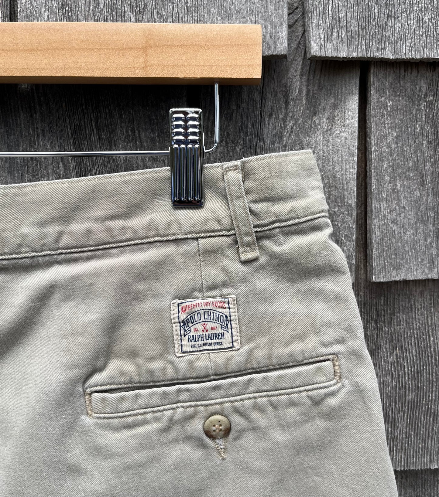90s Polo Ralph Lauren Pleat Front Cotton Shorts (32/9)