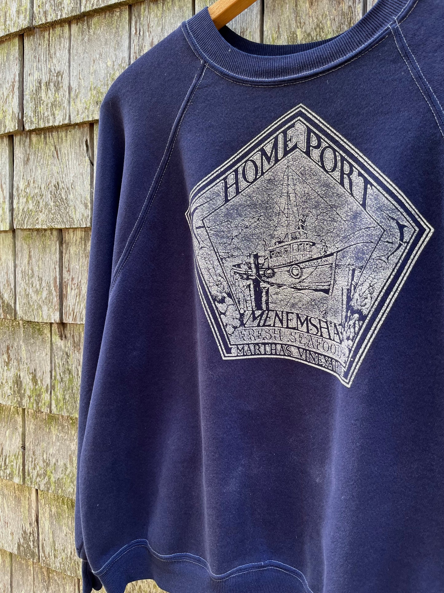 80s The Homeport Restaurant Martha’s Vineyard Crewneck Raglan Sleeve Sweatshirt (M/L)