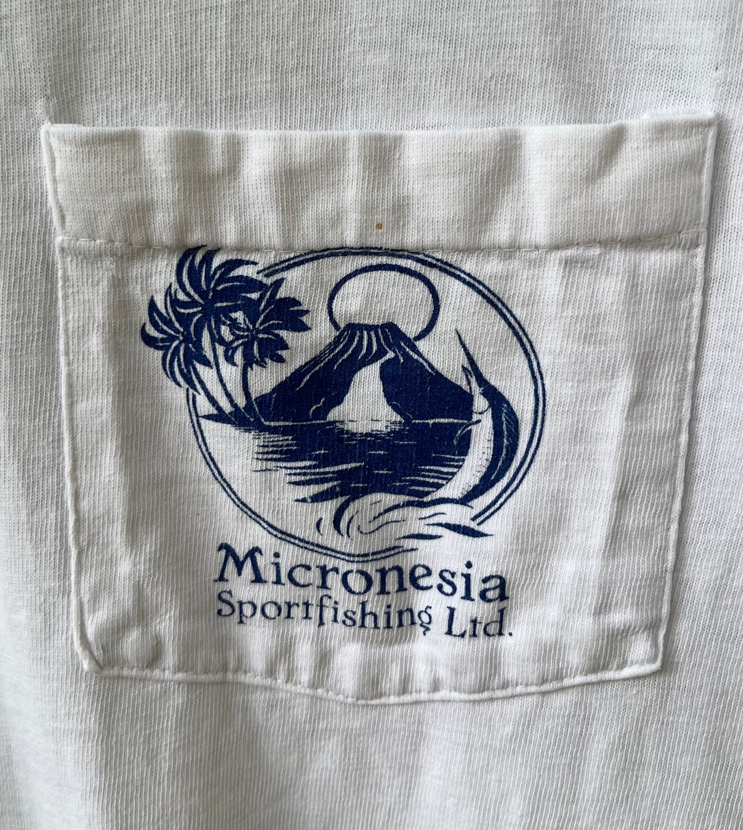 90s Micronesia Sport Fishing Ltd. Pocket T-Shirt (M)