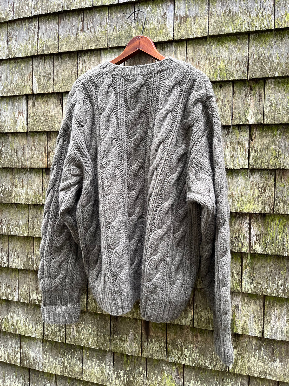 90s J.Crew Chunky Cable Knit Wool Sweater (XL)