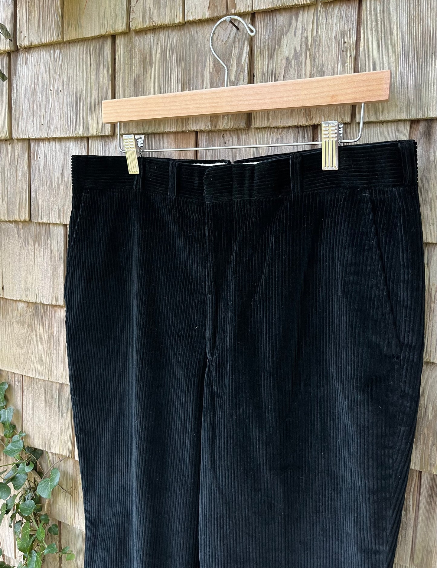 90s Corbin Wide Wale Corduroy Flat Front Trousers (32/29)