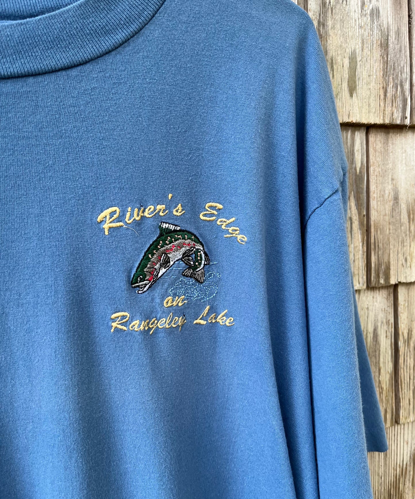 90s River's Edge Sports Shop Rangeley Lake Maine Embroidered T-Shirt (L)
