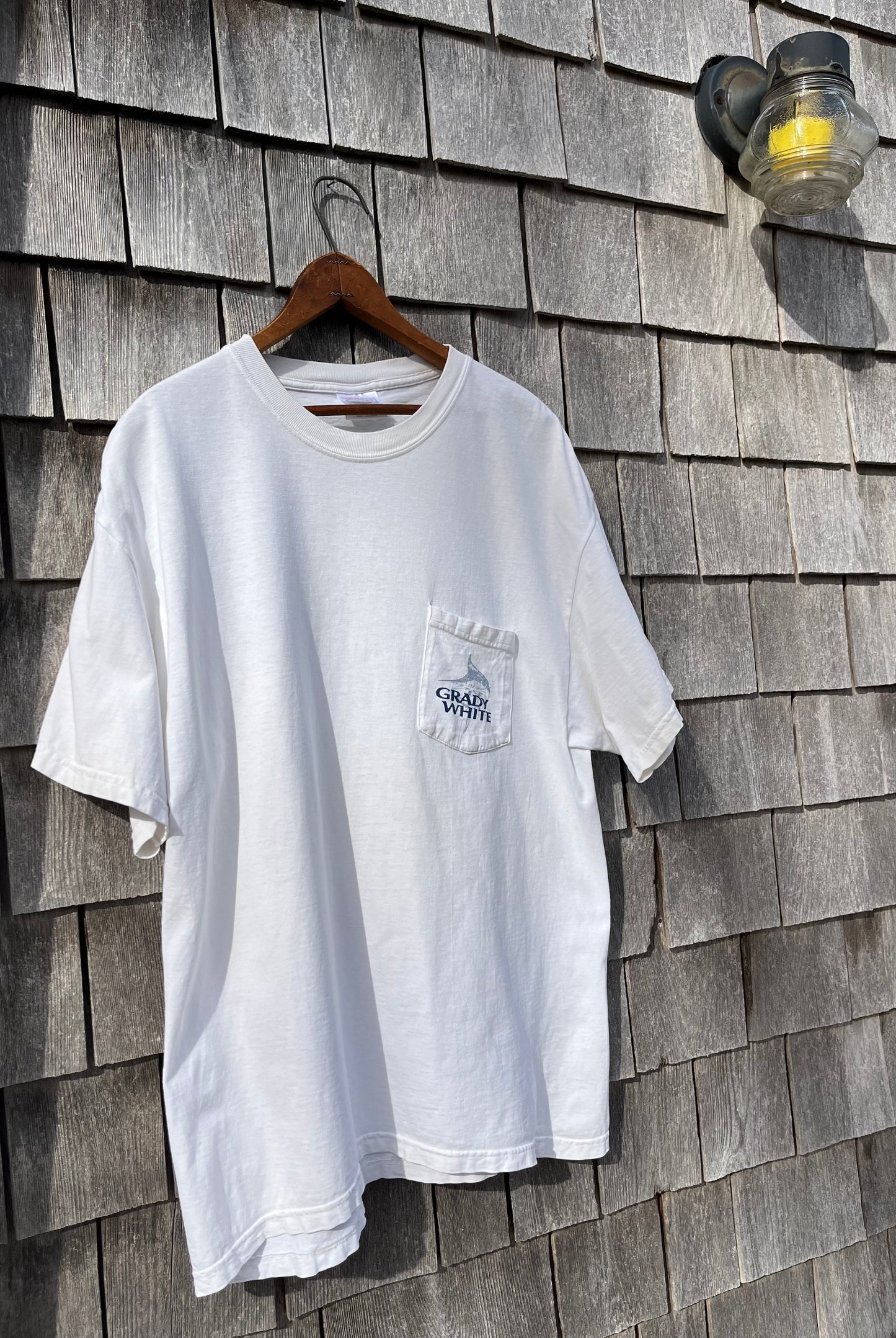 90s Grady White Boats Tri-State Marine Pocket T-Shirt (L)