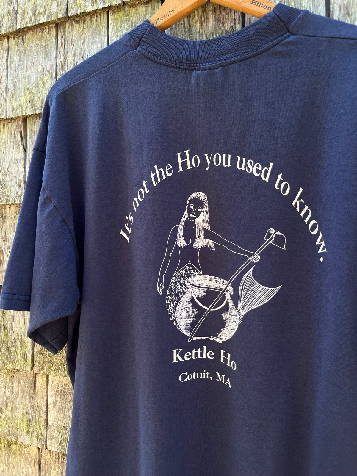 90s Kettle Ho Restaurant & Tavern Cotuit ‘It’s Not The Ho You Used To Know’ T-Shirt (L)