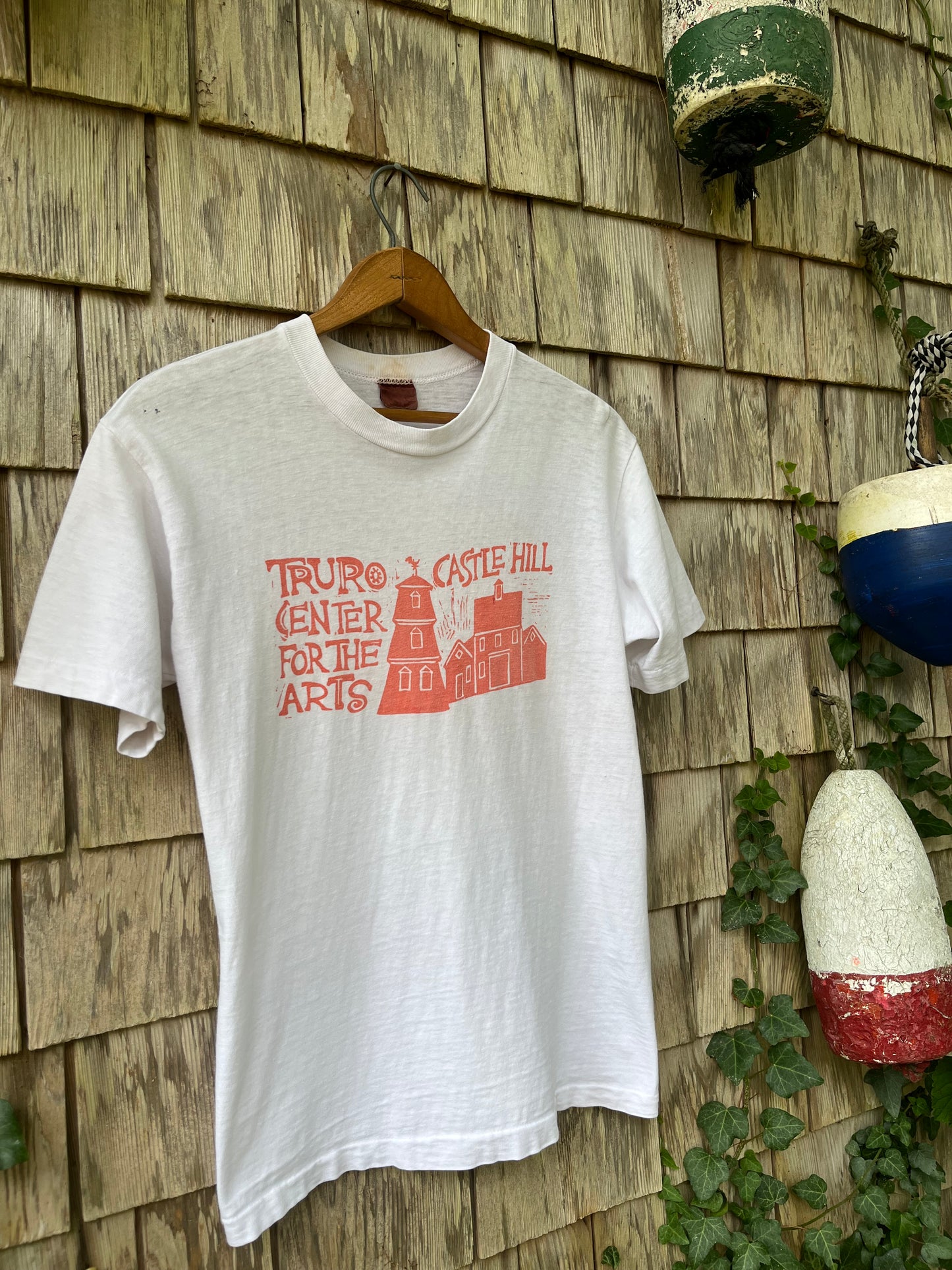 70s Truro Castle Hill Center for the Arts T-Shirt (S/M)