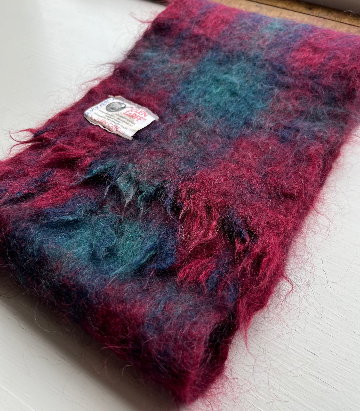 90s Glen Cree Glen Tarff Mohair Blend Scarf (8.5/49")